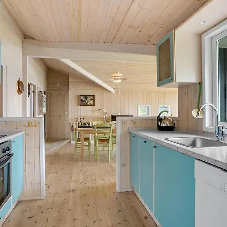 In With Kitchen